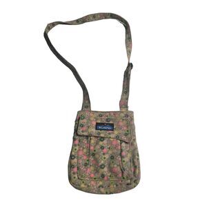 3323 Kavu‎ Floral Crossbody Purse